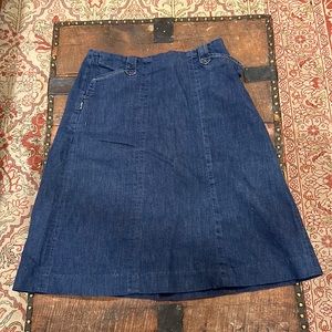 Levi’s western wear skirt - no size, but I would say would fit medium (estimate)